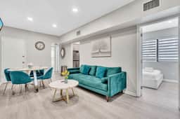 10 Suite