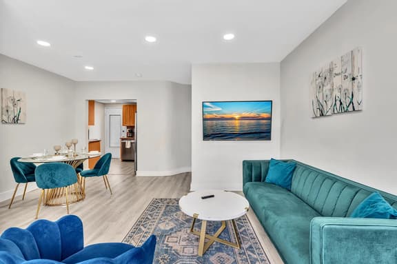 18 Suite